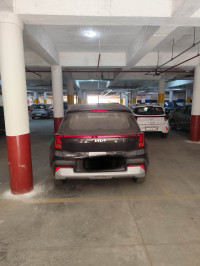 Black Kia Sonet HTE (O)