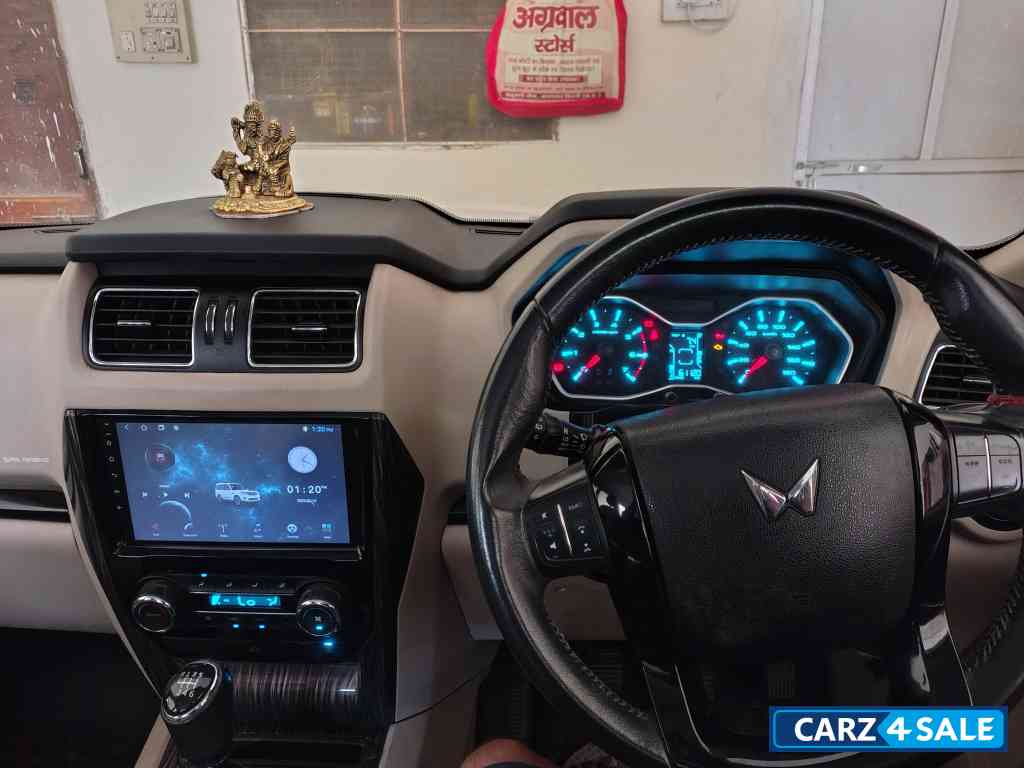 Mahindra Scorpio Classic S 11