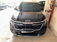 Black Kia Seltos Gtx plus