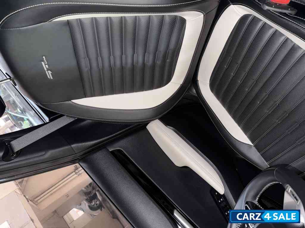 Black Kia Seltos Gtx plus