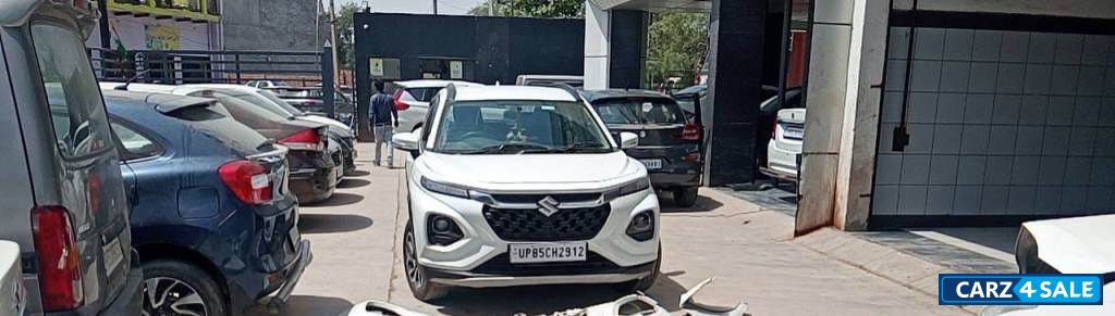White Maruti Suzuki Fronx Delta