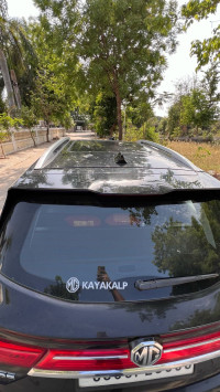 Black MG Hector 1.5 Sharp Hybrid Petrol