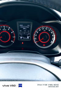 Mahindra XUV300 W8 optional MT petrol