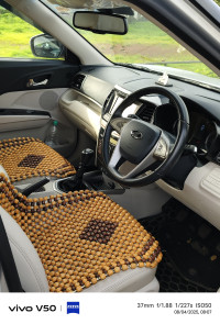 Mahindra XUV300 W8 optional MT petrol