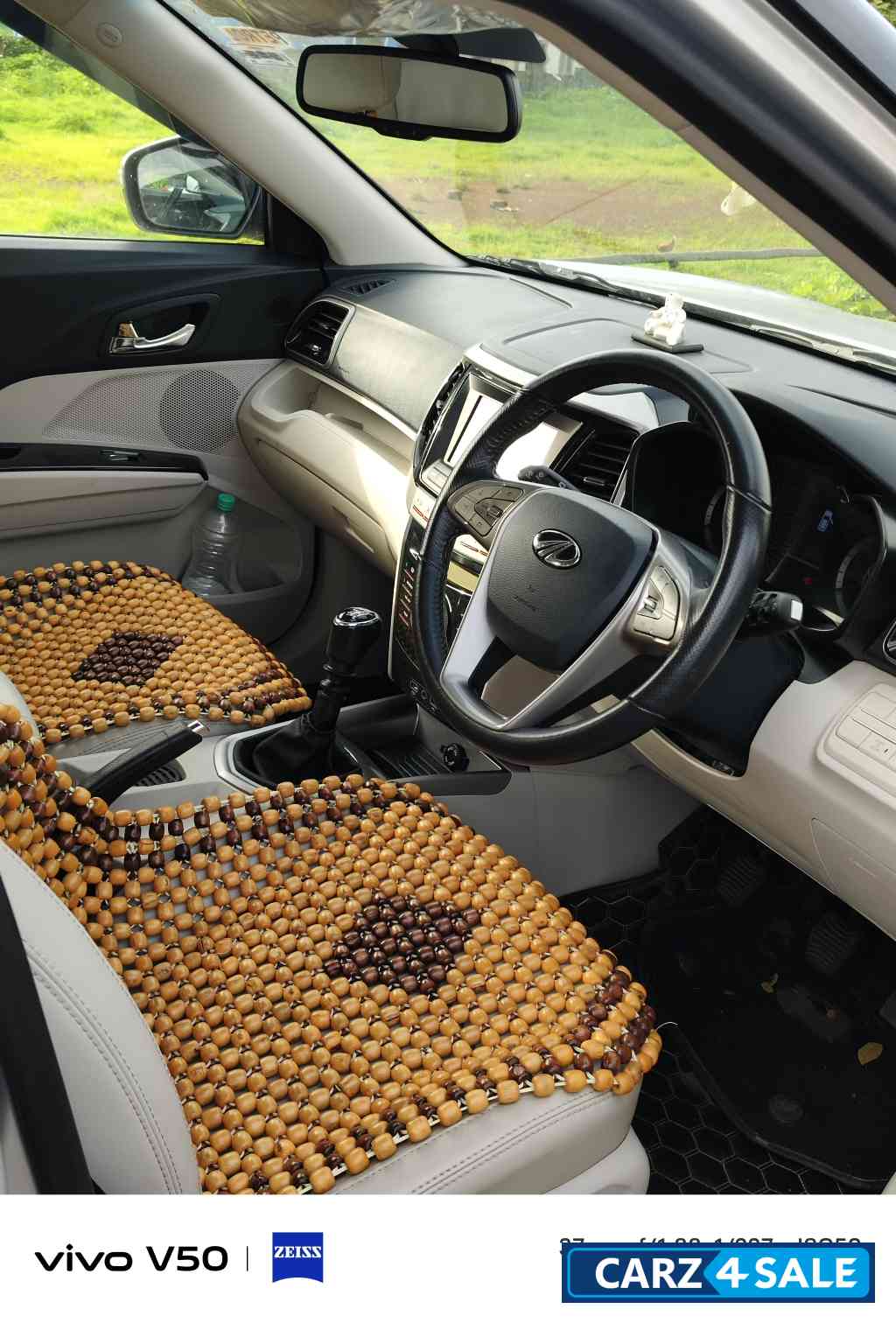 Mahindra XUV300 W8 optional MT petrol