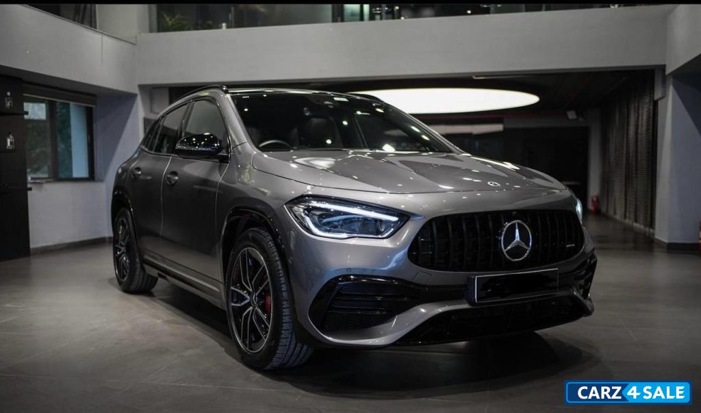 Mercedes-Benz GLA AMG 35