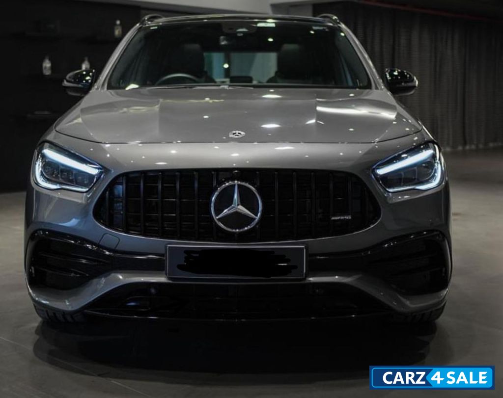 Mercedes-Benz GLA AMG 35 Mercedes-Benz GLA AMG 35