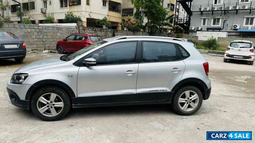 Silver Volkswagen Cross Polo 1.2 Highline TDI