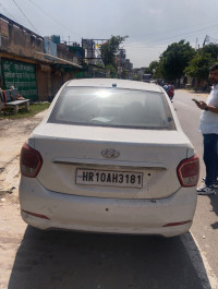 Hyundai Xcent Prime cng