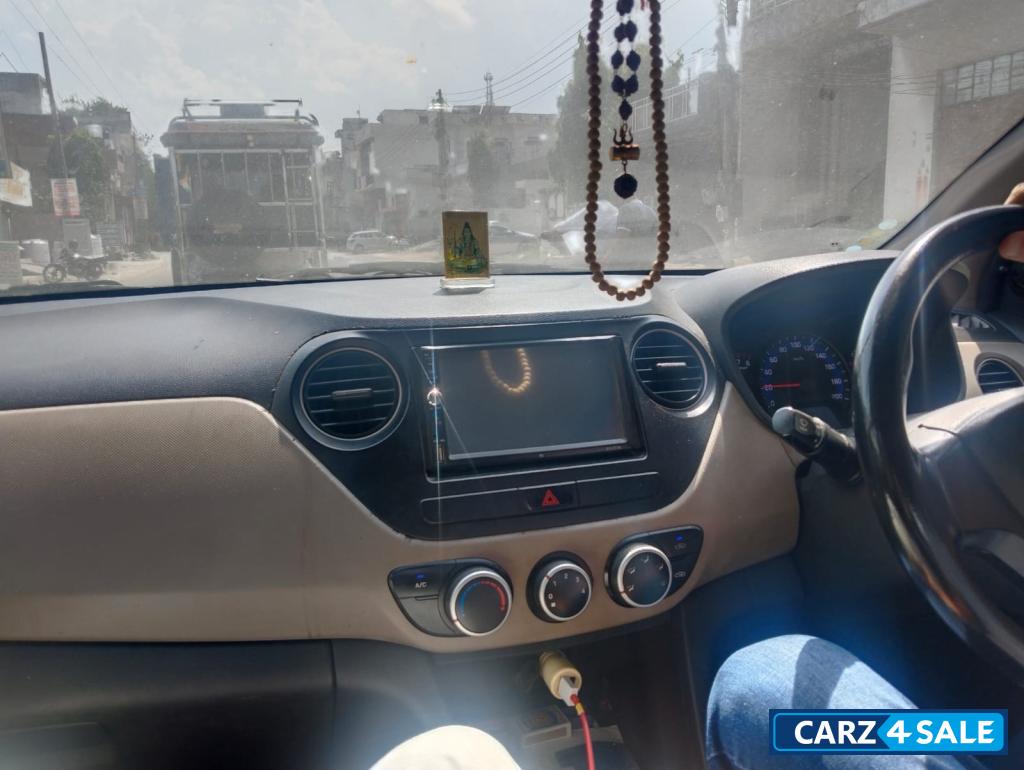 Hyundai Xcent Prime cng