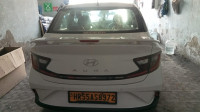 White Hyundai Aura S Cng