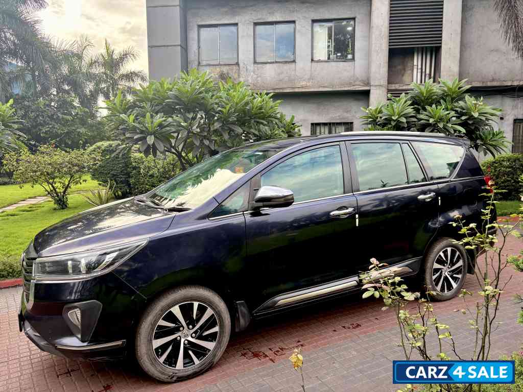 Toyota Innova Z automatic