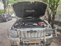 White Mahindra Scorpio 2006 slx turbo