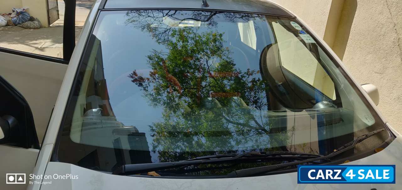 Diamond White Ford  Figo 1.4 DuratorQ ZXI