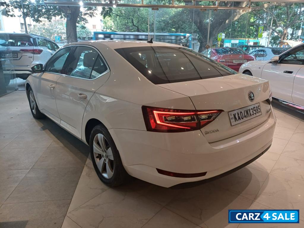 Skoda Superb Style