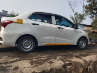 Hyundai Xcent Petrol manual