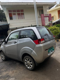 Silver & Black (dual Tone) Mahindra e2o T2