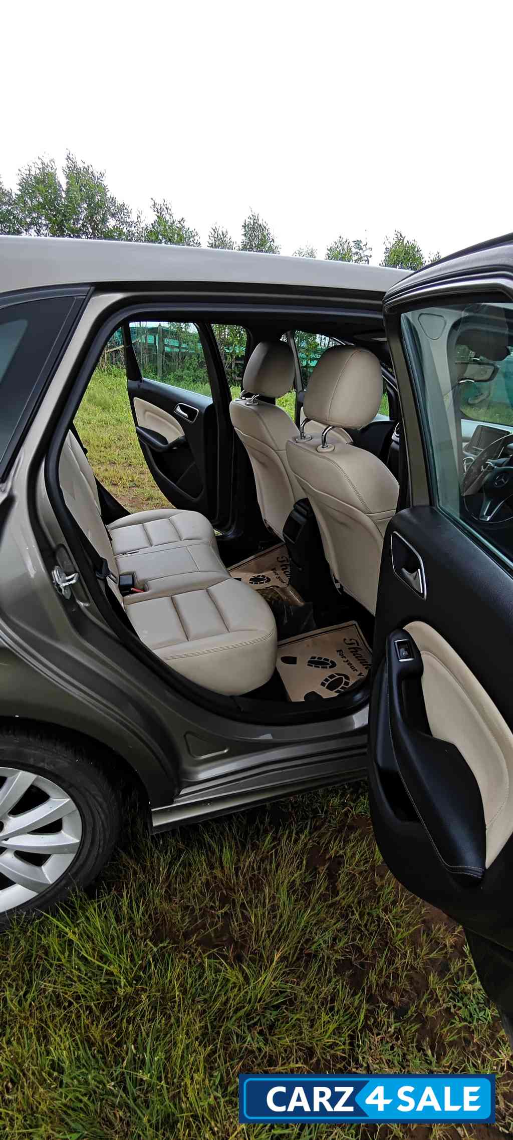 Mercedes-Benz B-Class 180 Mercedes-Benz B-Class 180