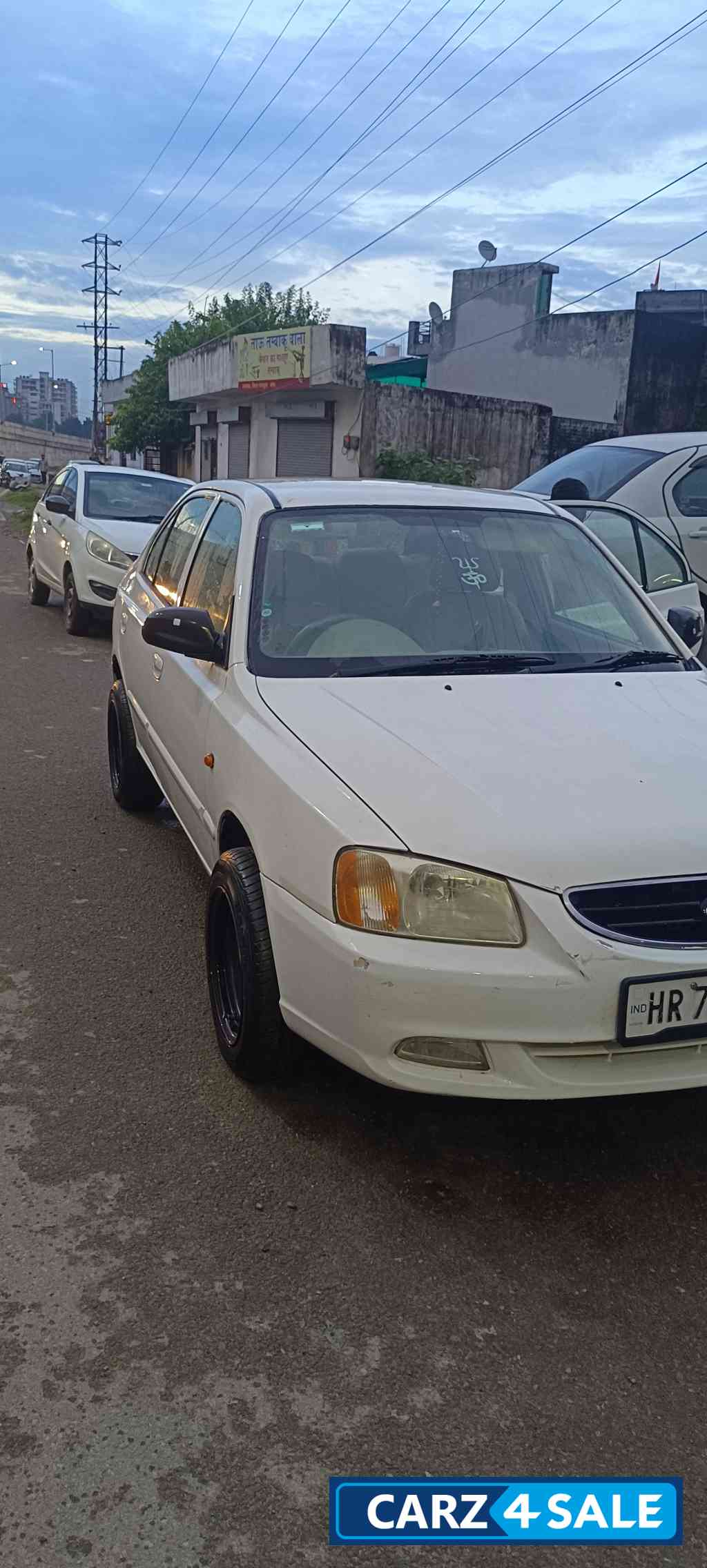 Whight Hyundai Accent Hyundai Accent exicutive 1495cc petrol engine.