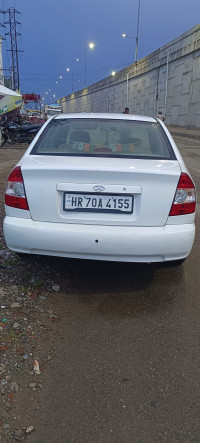 Whight Hyundai Accent Hyundai Accent exicutive 1495cc petrol engine.