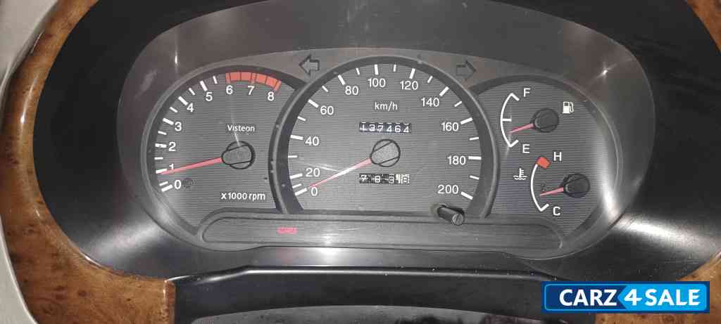 Whight Hyundai Accent Hyundai Accent exicutive 1495cc petrol engine.