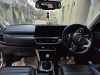 White Kia Seltos GTX Plus 1.4