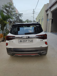 White Kia Seltos GTX Plus 1.4