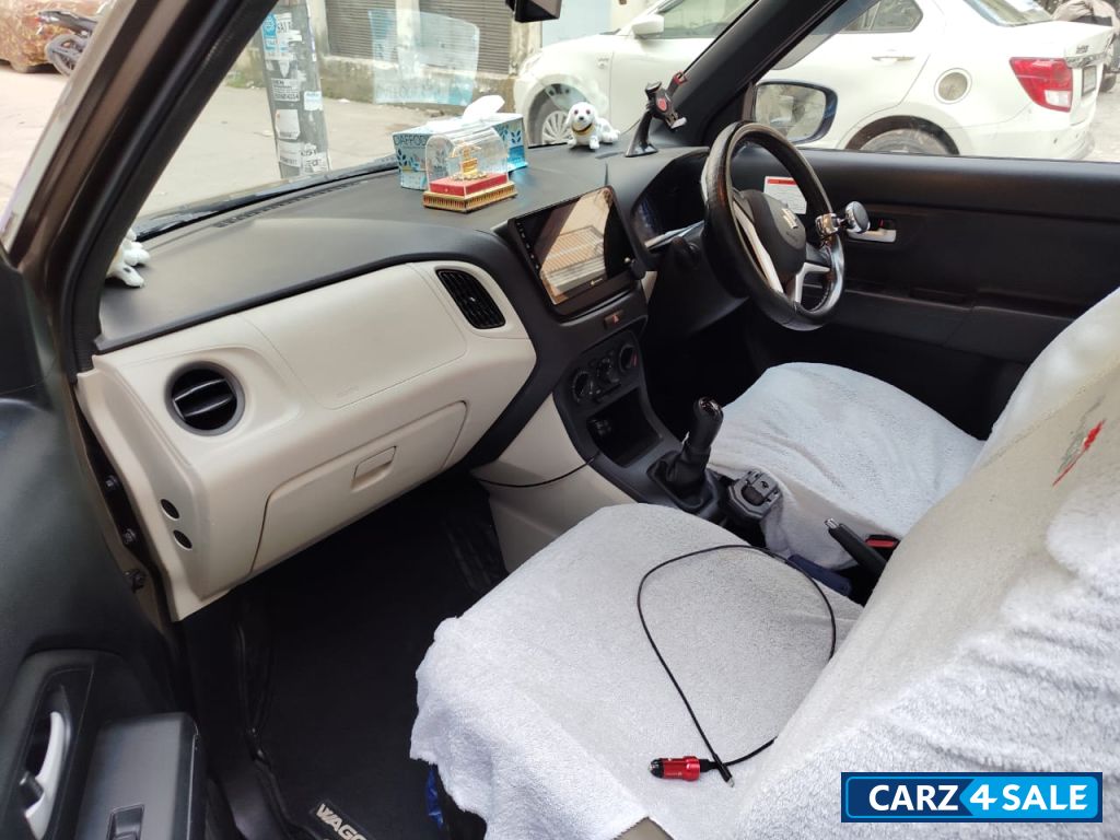 Nutmug Brown Maruti Suzuki Wagon R vxi cng