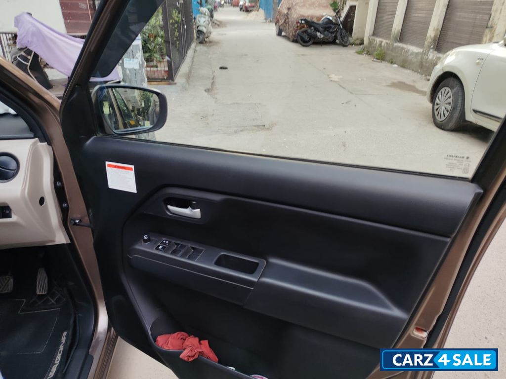 Nutmug Brown Maruti Suzuki Wagon R vxi cng