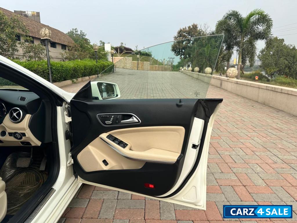 Mercedes-Benz CLA 200d