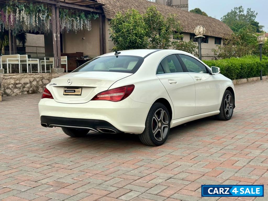 Mercedes-Benz CLA 200d