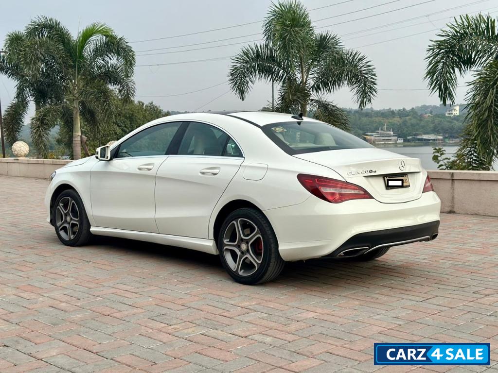 Mercedes-Benz CLA 200d