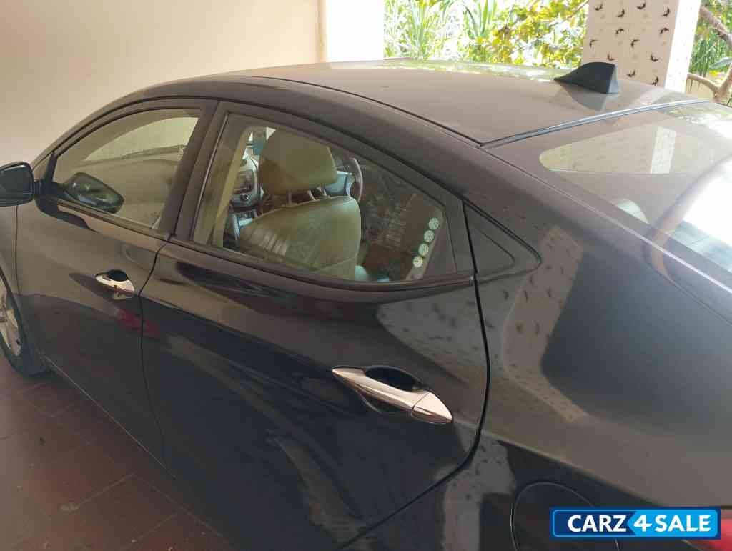 Black Hyundai Elantra 1.8 Sx AT