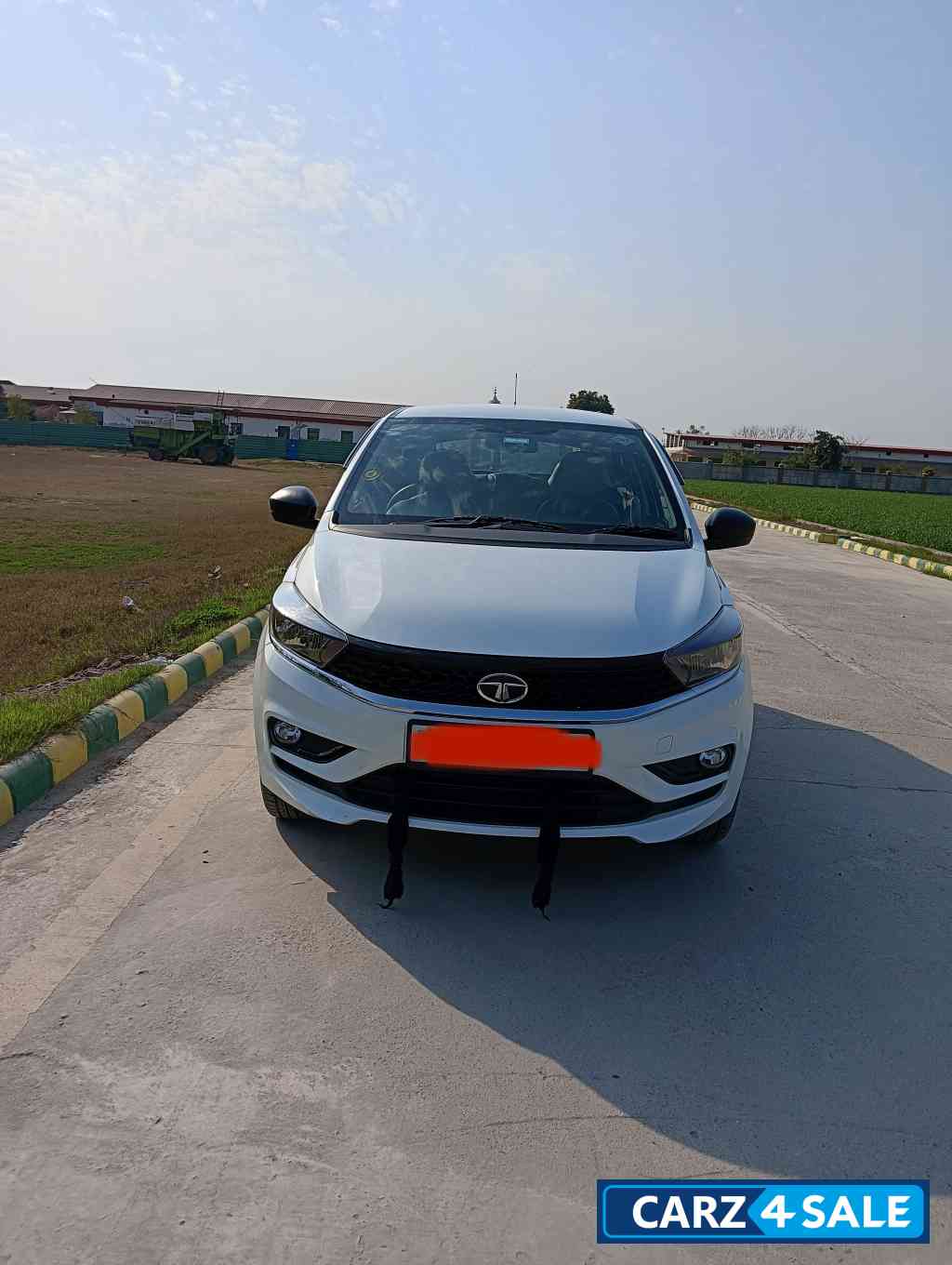 Tata Tigor Cng XM