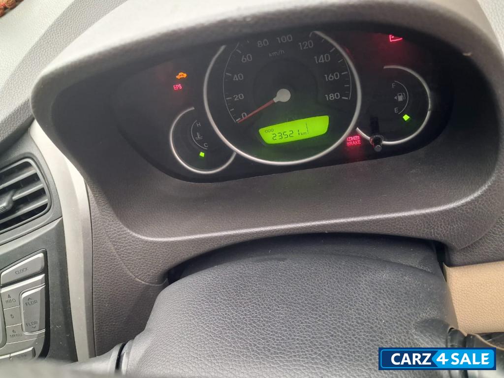 Pristine Blue Hyundai Eon Magna+