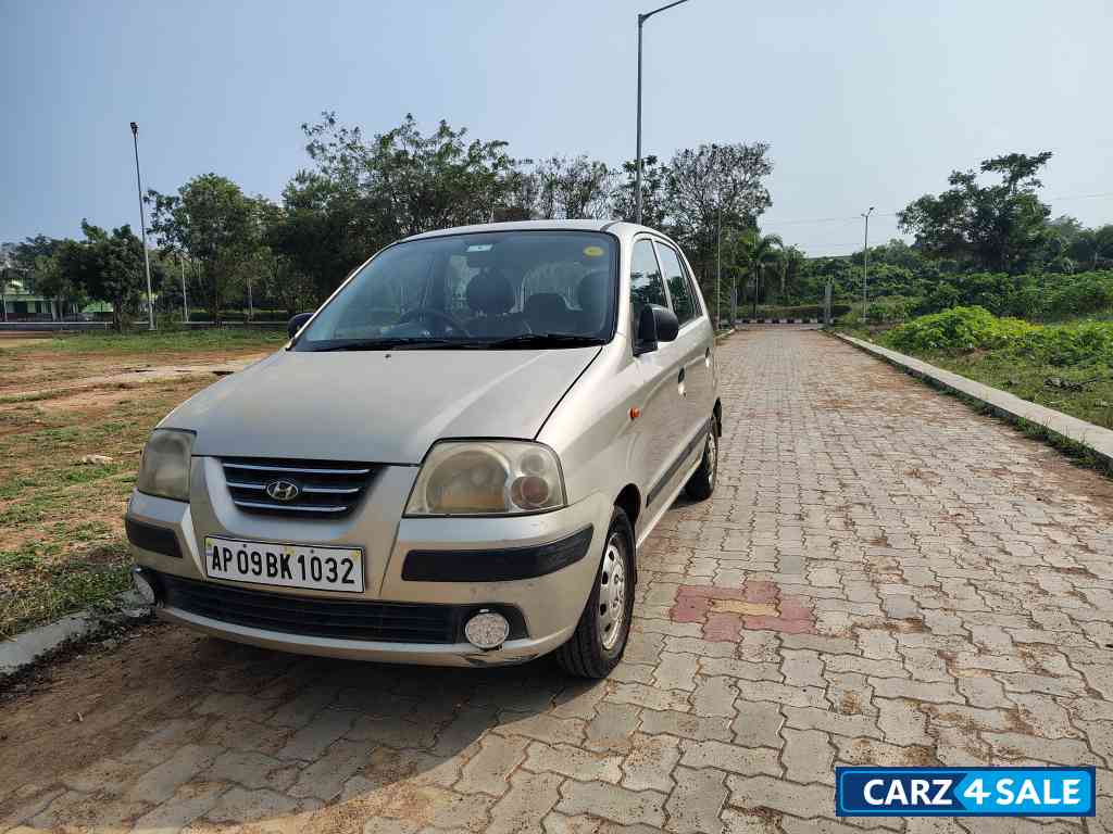 Silver Hyundai Santro XO eRLX