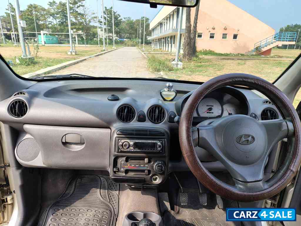 Silver Hyundai Santro XO eRLX