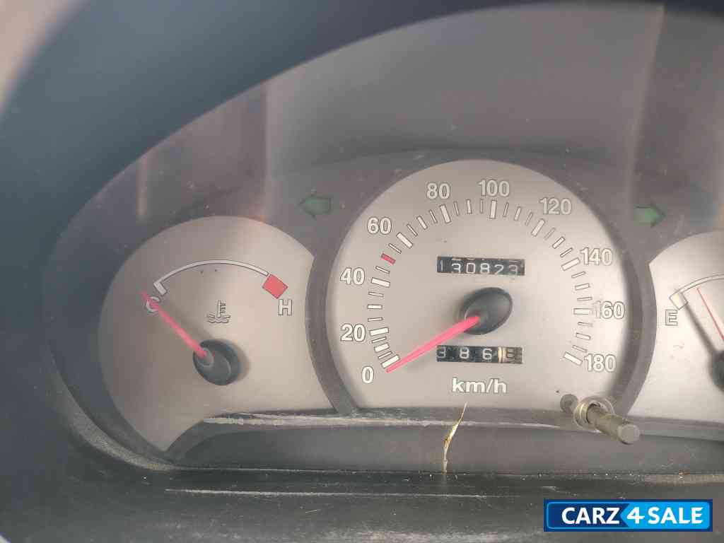 Silver Hyundai Santro XO eRLX