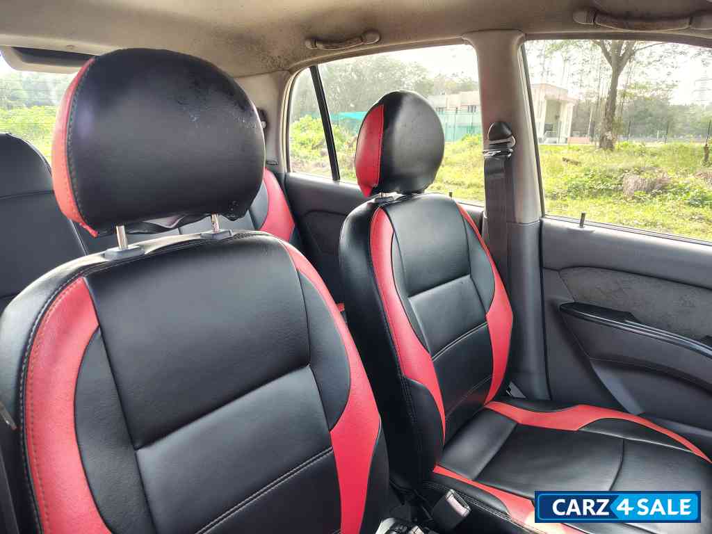 Silver Hyundai Santro XO eRLX