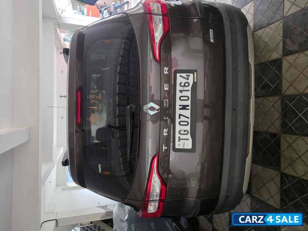 Cedar Brown Renault Triber RXZ automatic