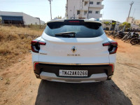 White Renault Kiger RXZ MT