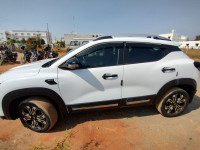 White Renault Kiger RXZ MT