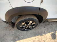 White Renault Kiger RXZ MT