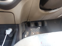 Red Hyundai i20 SPORTZ