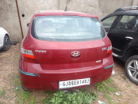 Red Hyundai i20 SPORTZ