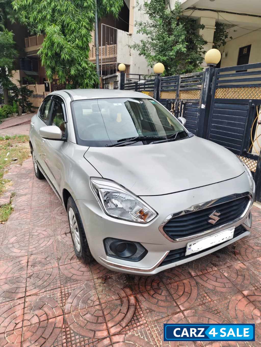 Maruti Suzuki Dzire VXI