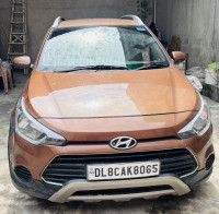 Earth Brown Hyundai i20 Active
