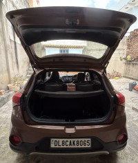 Earth Brown Hyundai i20 Active