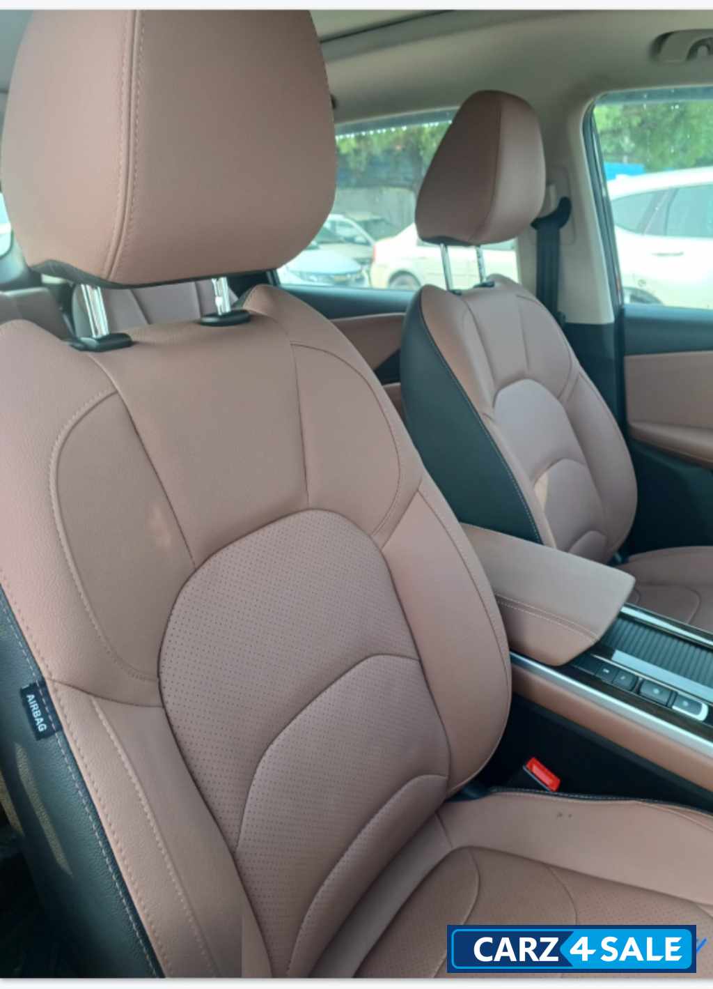 MG Hector Plus Savvy PRO CVT 1.5, 6 seater