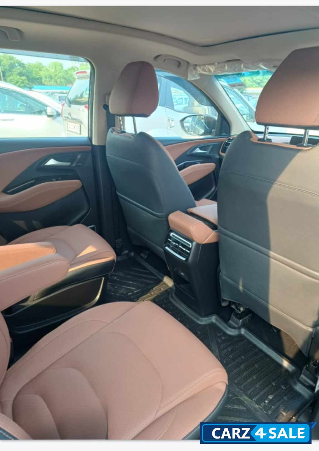 MG Hector Plus Savvy PRO CVT 1.5, 6 seater